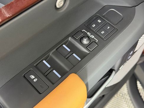 Used 2024 Land Rover Defender 130 X AWD/4WD image 21