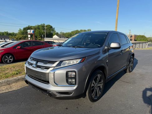 Used 2024 Mitsubishi Outlander Sport AWD image 3