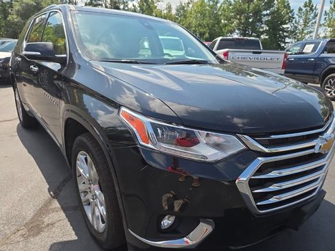 Used 2020 Chevrolet Traverse High Country AWD/4WD image 8