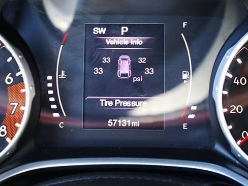 Used 2018 Jeep Compass Sport AWD/4WD image 41
