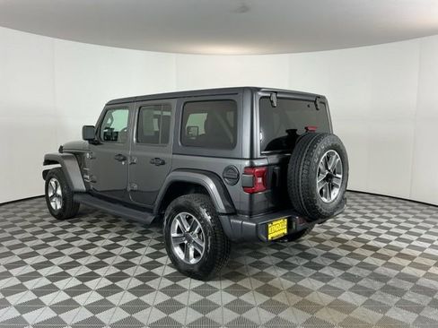 Used 2020 Jeep Wrangler Unlimited Sahara w/ Uconnect 4C Nav & Sound Group image 7
