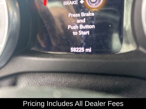 Used 2018 Jeep Wrangler Unlimited Sahara AWD/4WD image 2