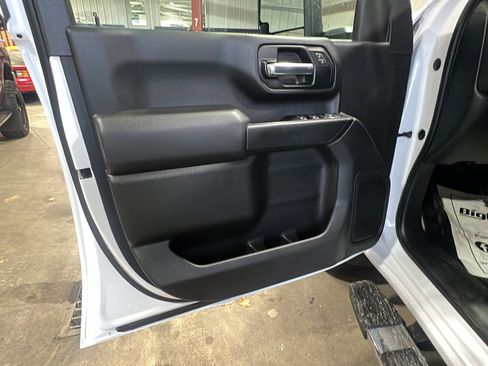 Used 2020 Chevrolet Silverado 3500 W/T w/ WT Convenience Package image 9