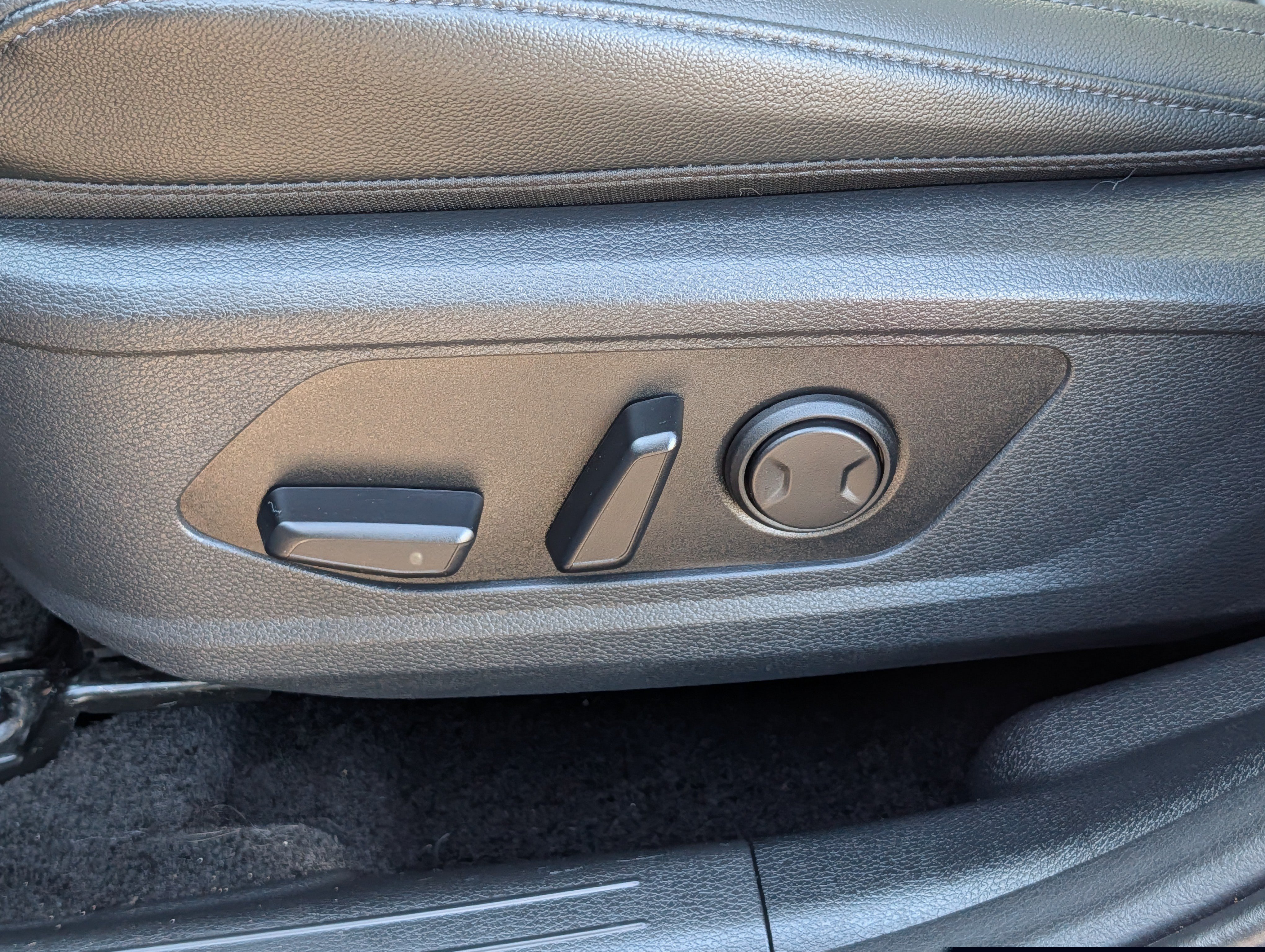 Certified 2026 Kia Sportage SX FWD image 20