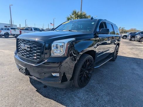 Used 2016 GMC Yukon Denali w/ Open Road Package image 9