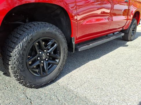 Used 2024 Chevrolet Silverado 1500 Custom Trail Boss AWD/4WD image 9