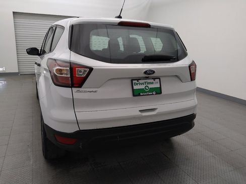 Used 2019 Ford Escape S image 6
