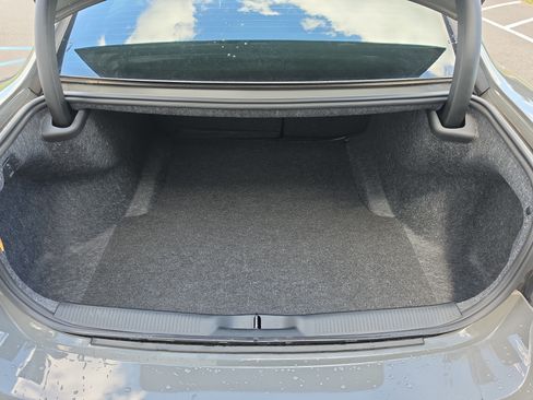 Used 2023 Dodge Charger R/T RWD image 5