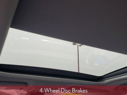 Used 2020 Toyota Camry XSE image 32