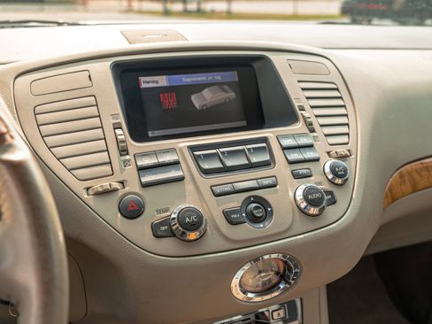 Used 2002 INFINITI Q45 image 19