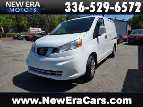 Used 2018 Nissan NV200 SV image 1