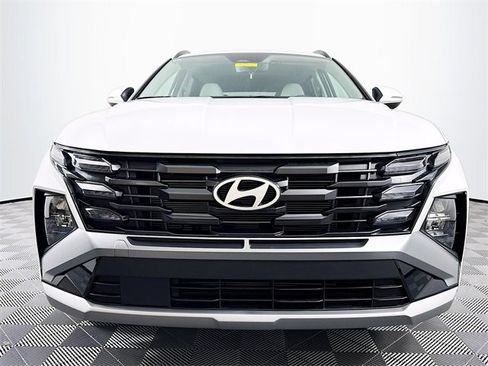 Certified 2025 Hyundai Tucson SEL image 10