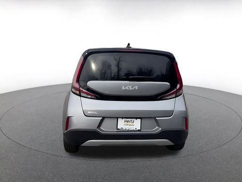 Used 2025 Kia Soul LX w/ LX Technology Package image 12