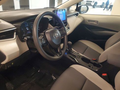 Used 2023 Toyota Corolla LE w/ LE Premium Package image 15