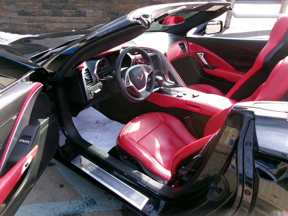 Used 2014 Chevrolet Corvette Stingray Convertible w/ 3LT Preferred Equipment Group RWD image 12