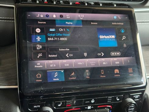 Certified 2024 Jeep Grand Cherokee L Limited AWD/4WD image 5