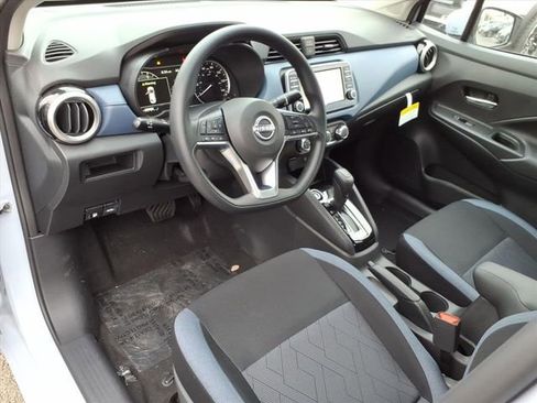 New 2025 Nissan Versa SV w/ Trunk Package image 10