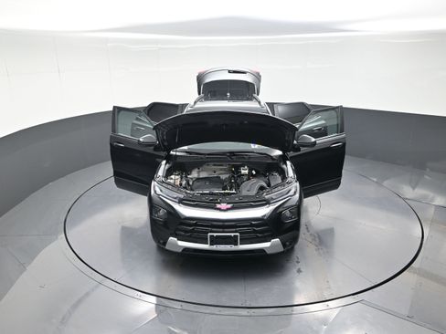 Used 2023 Chevrolet TrailBlazer LT w/ Convenience Package image 12