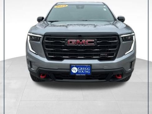 Used 2025 GMC Acadia AT4 w/ Super Cruise Package image 1