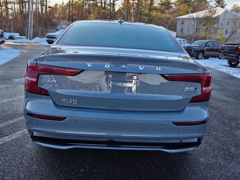 Used 2024 Volvo S60 B5 Core image 6