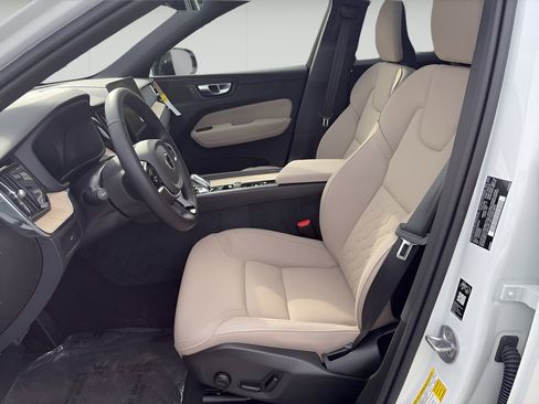 New 2026 Volvo XC60 B5 Plus w/ Protection Package Premier image 9