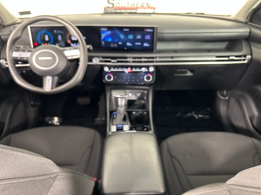 Used 2025 Hyundai Tucson SEL FWD image 18