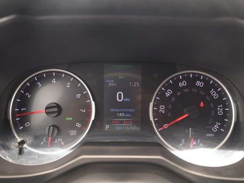 Used 2021 Toyota RAV4 XLE FWD image 15