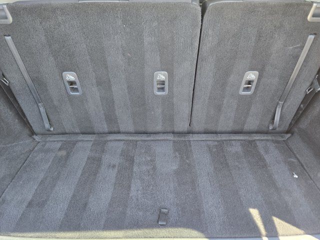 Used 2024 Nissan Pathfinder SL FWD image 32