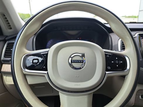 Used 2023 Volvo XC90 B6 Core w/ Climate Package AWD/4WD image 10