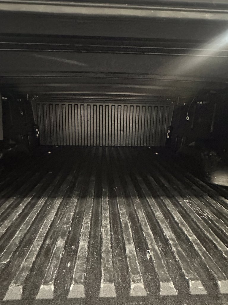 Used 2022 Toyota Tundra Limited AWD/4WD image 30