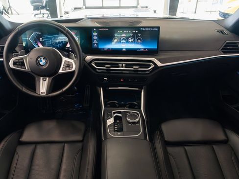 Used 2024 BMW 330i Sedan w/ M Sport Package RWD image 9