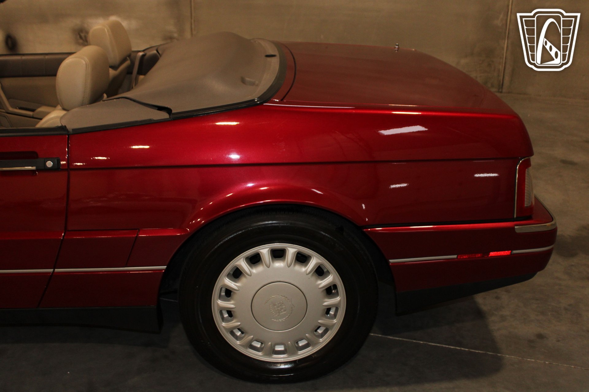 Used 1993 Cadillac Allante FWD image 28