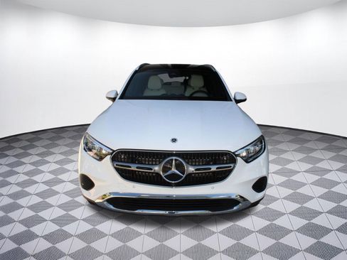 Used 2026 Mercedes-Benz GLC 300 image 6
