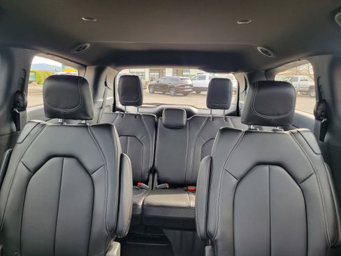 New 2026 Chrysler Voyager LX image 24