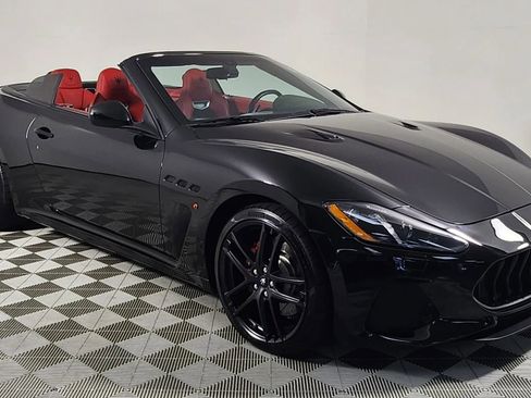 Used 2018 Maserati GranTurismo Sport image 5