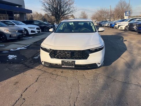 Used 2023 Honda Accord EX image 22