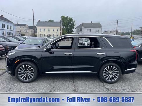 Used 2024 Hyundai Palisade Calligraphy AWD/4WD image 9