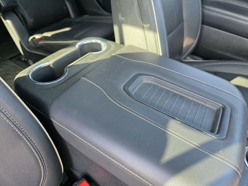 Used 2023 Chevrolet Tahoe Premier image 16