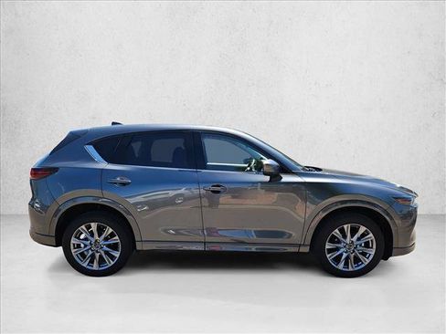 Used 2024 MAZDA CX-5 AWD 2.5 S w/ Premium Plus Pkg image 4