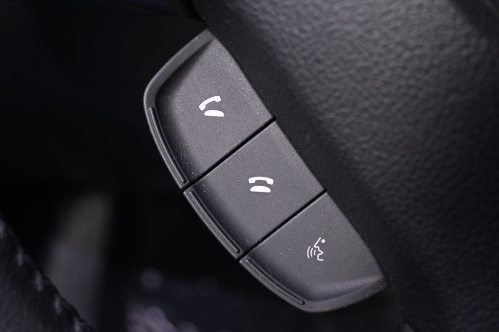 Used 2012 Subaru Forester 2.5X Limited AWD/4WD image 34