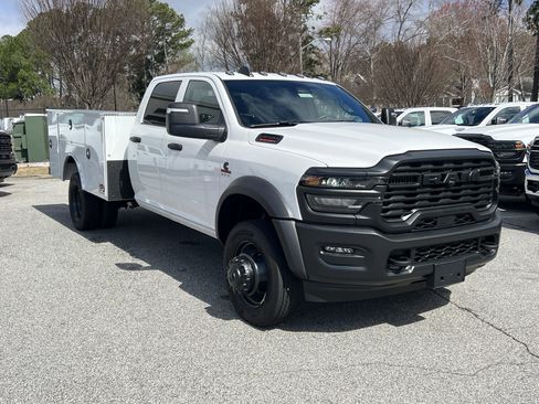 New 2026 RAM 4500 Tradesman image 40