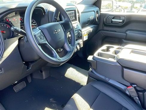 New 2026 Chevrolet Silverado 1500 Custom Trail Boss w/ LPO, Dark Essentials Package image 13