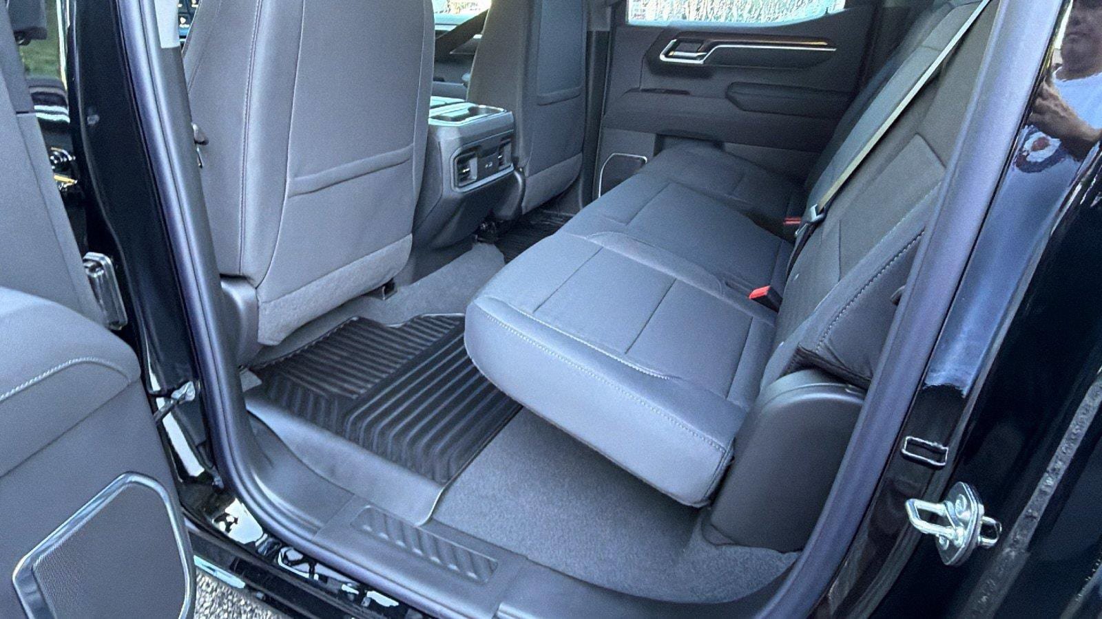 New 2026 Chevrolet Silverado 1500 RST w/ Convenience Package II AWD/4WD image 20