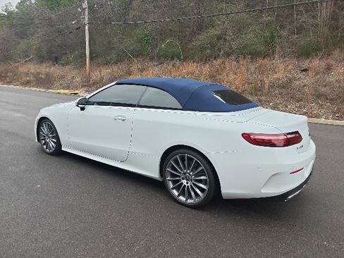 Used 2023 Mercedes-Benz E 450 Cabriolet image 4