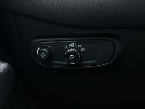 Used 2024 Chevrolet Equinox RS FWD image 15