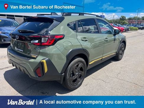 Used 2025 Subaru Crosstrek 2.5i Sport AWD/4WD image 6