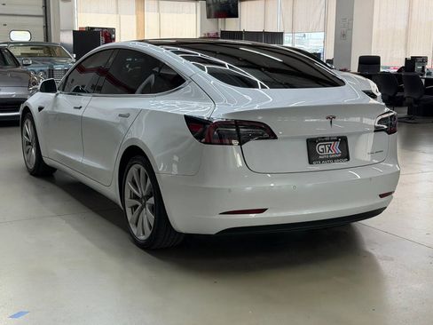 Used 2018 Tesla Model 3 Long Range AWD/4WD image 4