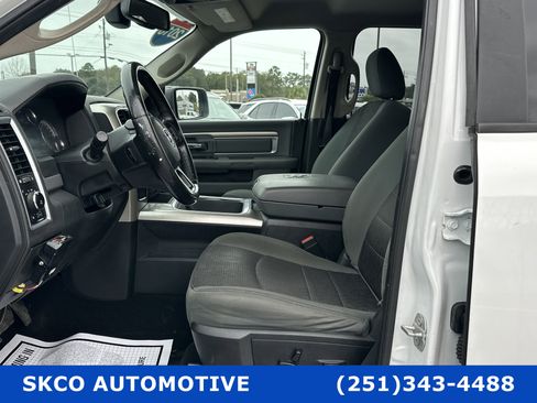 Used 2018 RAM 1500 Big Horn image 11