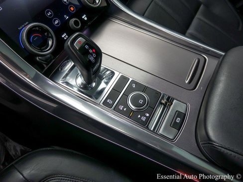Used 2019 Land Rover Range Rover Sport HSE image 24