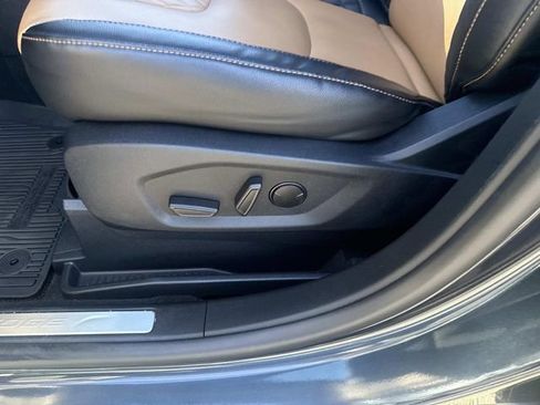 Certified 2024 Ford Edge Titanium w/ Titanium Elite Package image 25